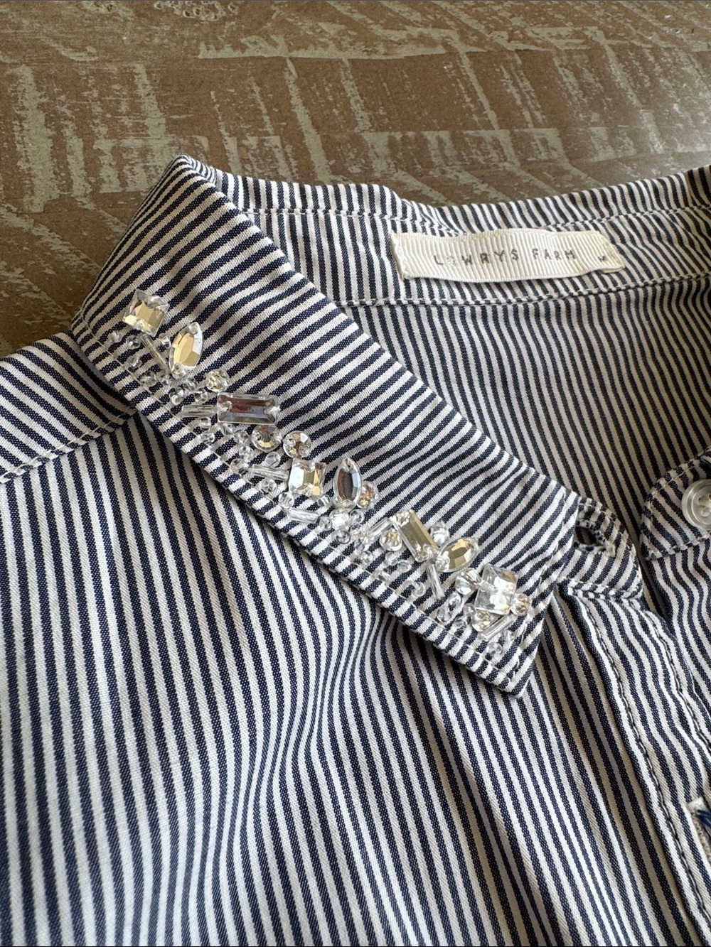 Sleeveless Striped Button-Down Shirt with Embellished Collar - Blue/White - Picture 5 of 12